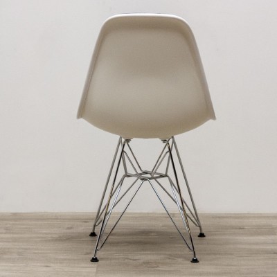 VITRA Eames Plastic Side Chair DSR