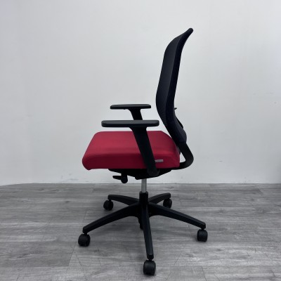 Moving Ecochair Rouge 3D