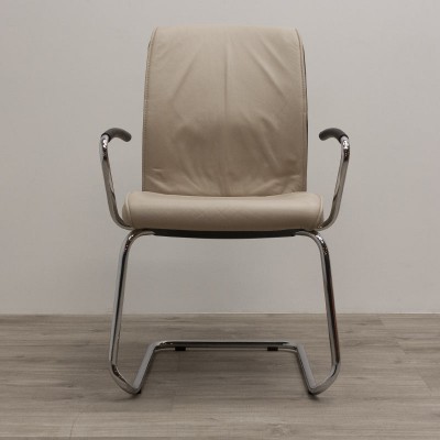 Girsberger Cuir Beige Empilable Girsberger Cuir Beige Empilable