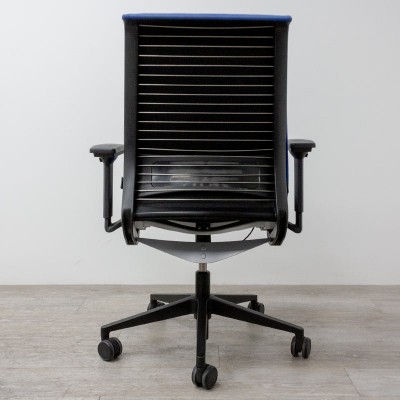 Steelcase Think V1 Bleu 3D 2d Choix
