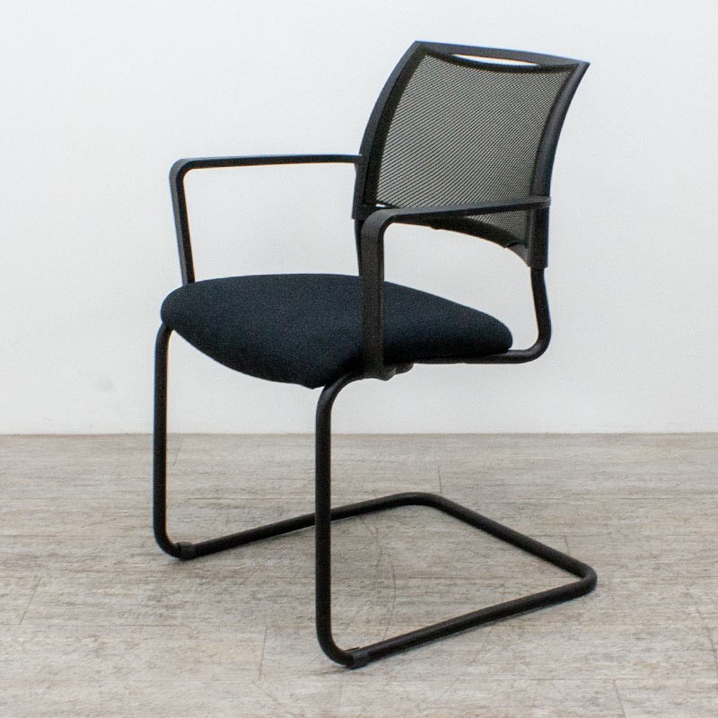 chaise Majencia soya noir d'occasion