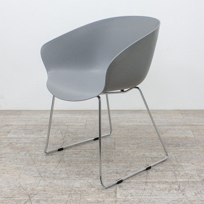 Chaise coque gris