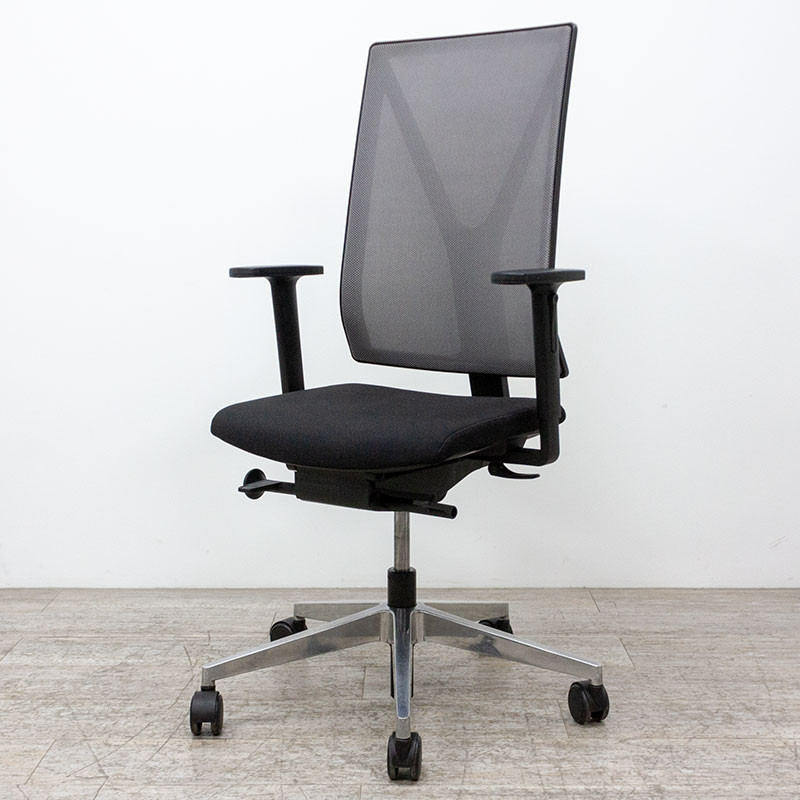 GIRSBERGER Yanos Noir / Gris 2D GIRSBERGER Yanos Noir / Gris 2D