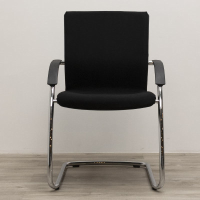 Chaise luge noire empilable