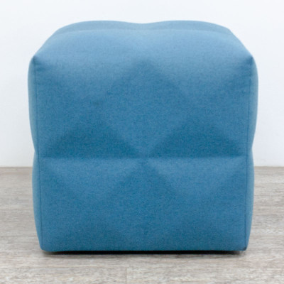 Buzzispace pouf acoustique Bleu C.