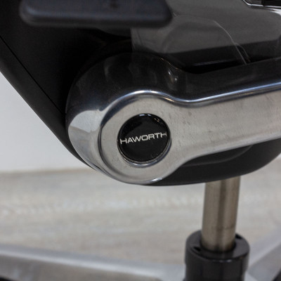 Haworth Zody Noir 4D + Têtière