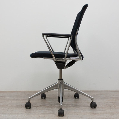Vitra Meda Chair Tissu Noir