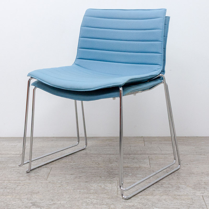 ARPER Catifa en tissu bleu