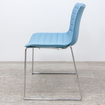 ARPER Catifa en tissu bleu