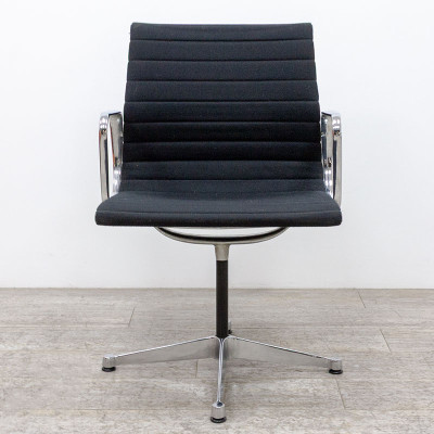 HERMAN MILLER EA108 Noir / Chromé