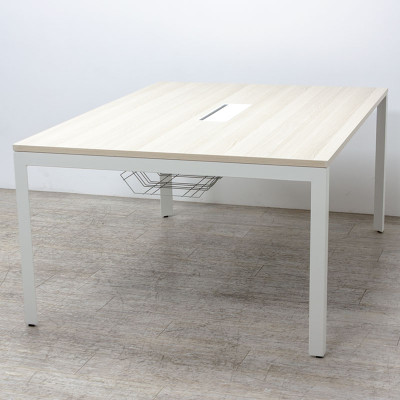 HERMAN MILLER table Frêne / Blanc