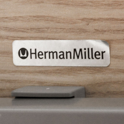 HERMAN MILLER table Frêne / Blanc