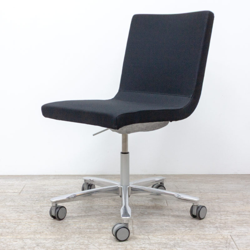 KINNARPS Koy en tissu Noir