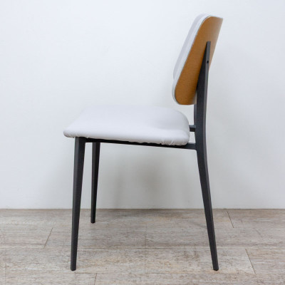 Chaise 4 pieds simili cuir Gris