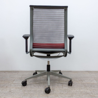 STEELCASE Think Rouge / Noir 1D