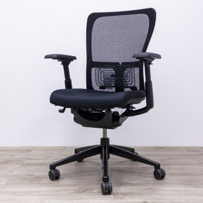 Haworth Comforto 89 / Zody Noir 4D