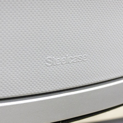 Steelcase Amia Bordeaux 4D