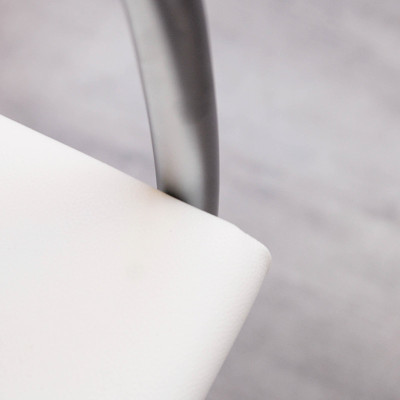 Chaise KNOLL BRNO cuir VOLO blanc