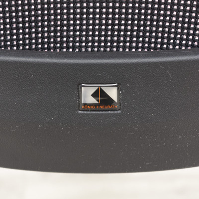 Chaise Konig+Neurath Luge Pourpre