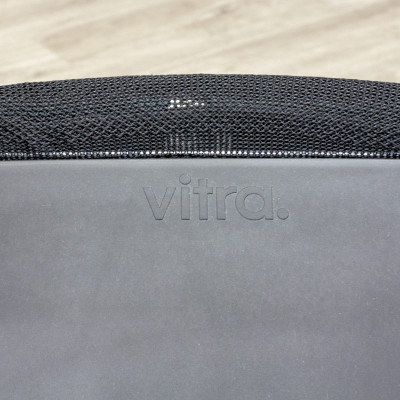 VITRA MedaSlim Rouge / Noir Acc.