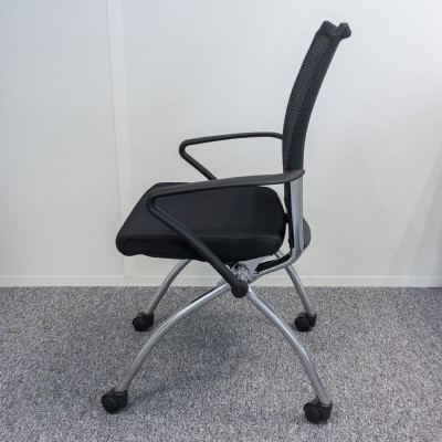 Chaise Bo Wen à roulettes Noir