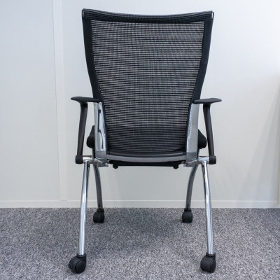 Chaise Bo Wen à roulettes Noir