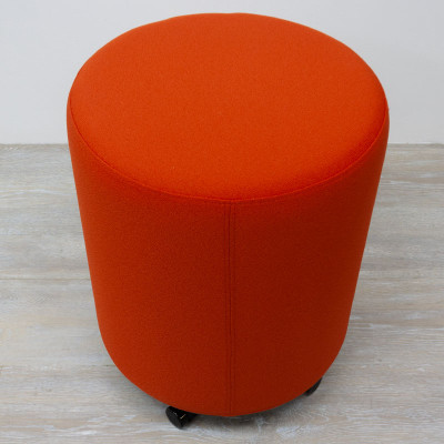 Pouf Narbutas Giro en tissu Orange