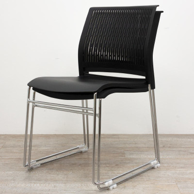 Chaise Grenade Plastique Noir