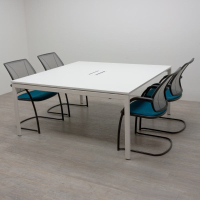 Kinnarps Table de réunion L160 Blc