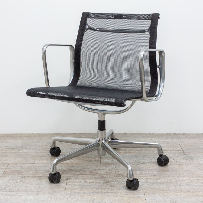 Vitra Aluminium Chair EA 117 Noir