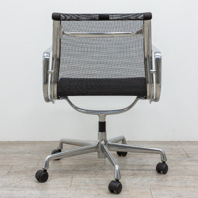 Vitra Aluminium Chair EA 117 Noir