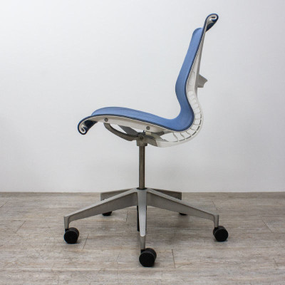 Herman Miller Setu résille Bleu