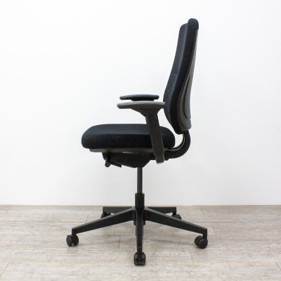 Steelcase Reply noir 1D