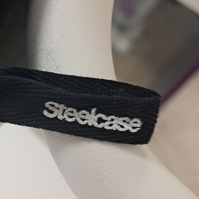 Tabouret Steelcase B-Free Bleu