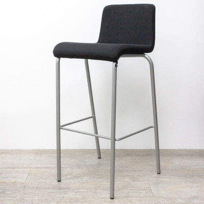 Tabouret Steelcase B-Free Noir