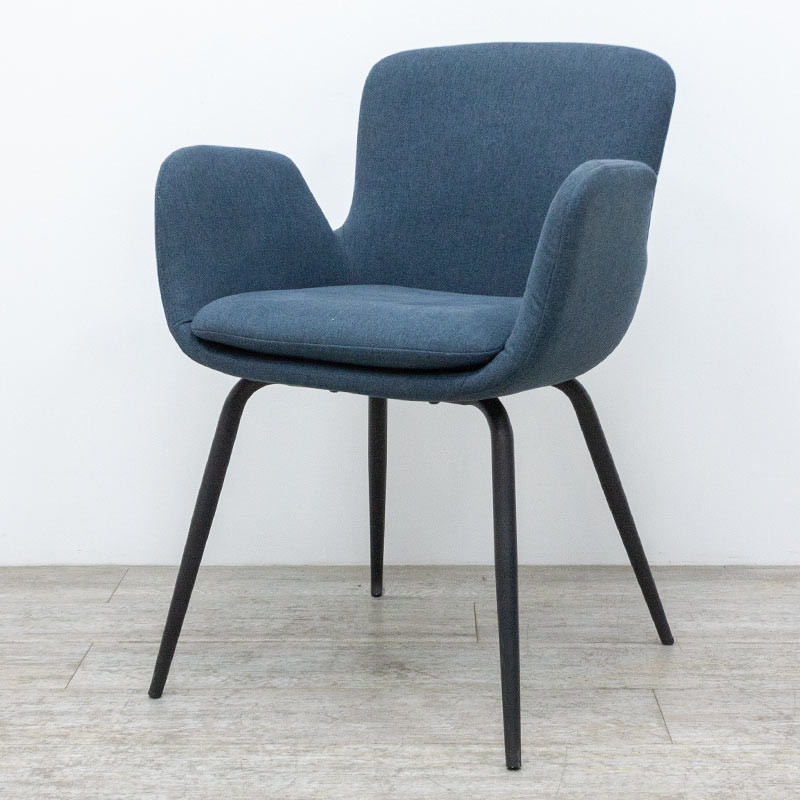 Chaise en tissu Bleu