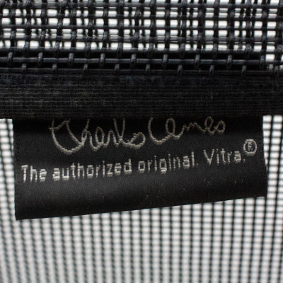 Vitra Aluminium Chair EA 105 Noir