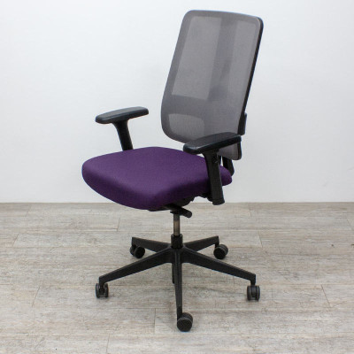 Majencia Drakkar violet gris 3D