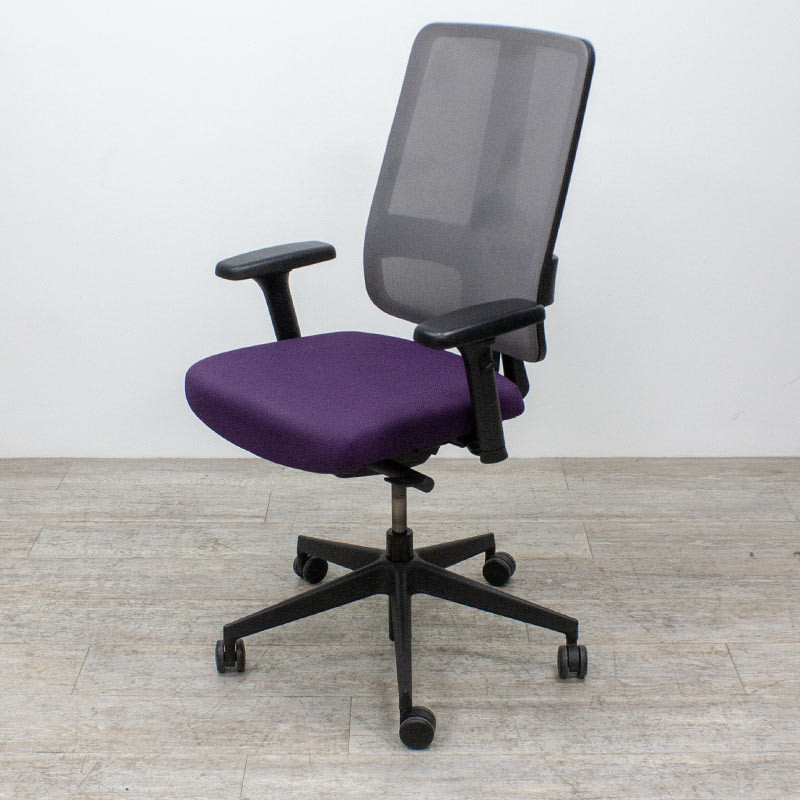 Majencia Drakkar violet gris 3D