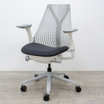 Herman Miller Sayl Gris / Noir