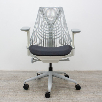 Herman Miller Sayl Gris / Noir