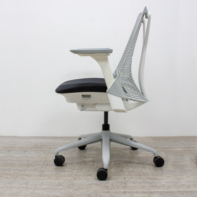Herman Miller Sayl Gris / Noir