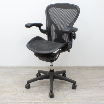 Herman Miller Aeron GraphiteB 2nd C