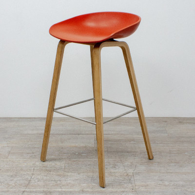 HAY About a Stool AAS32 Rouge