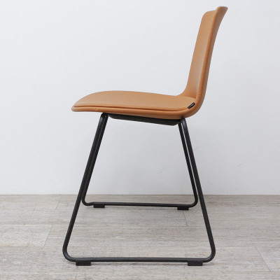 Chaise Enea Lottus L54 Camel