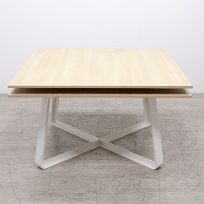 Table carrée L126 Chêne Fil