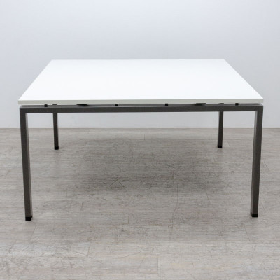 Majencia Table réunion L140 Gris C.