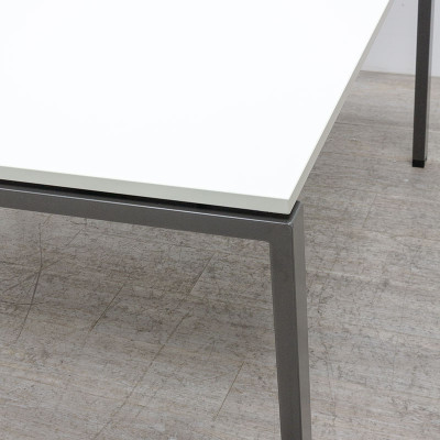 Majencia Table réunion L140 Gris C.