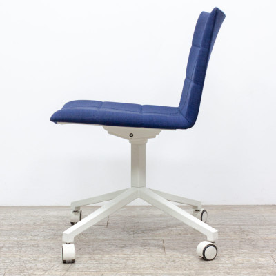 LAMMHULTS Archal Chair Bleu