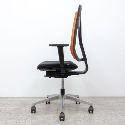 GIRSBERGER Yanos Noir / Orange 2D